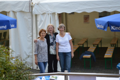 1 - Buntes Treiben vor dem Fest (1)